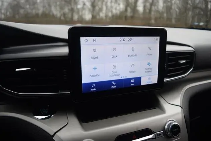 $28000 : Ford Explorer 2022 AWD XLT 4 image 9