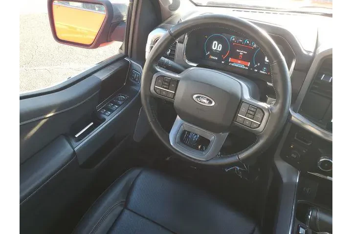 $39798 : Ford F-150 2023 4x4 Lariat 4 image 9