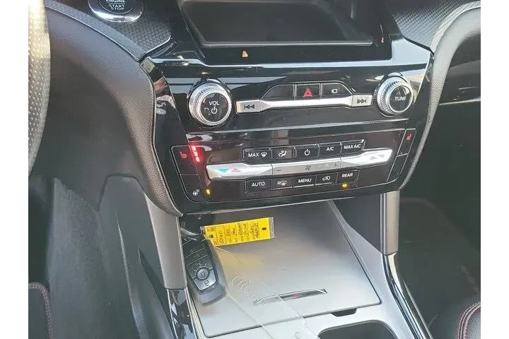 $30000 : Ford Explorer 2022 ST-Line 4 image 9