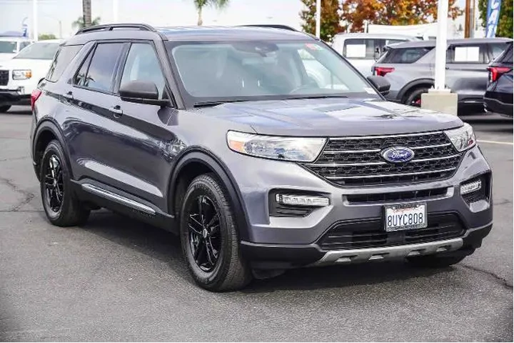 $17399 : Ford Explorer 2021 XLT 4dr S image 3