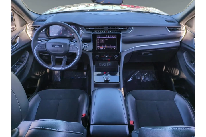 $32890 : Jeep Grand Cherokee L 2024 image 10