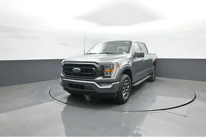$38793 : Ford F-150 2023 4x4 Lariat 4 image 3