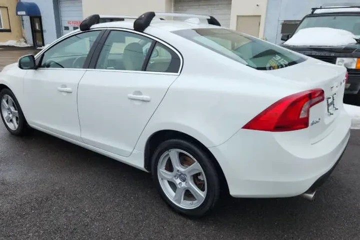 $8295 : 2013 S60 T5 Platinum image 5