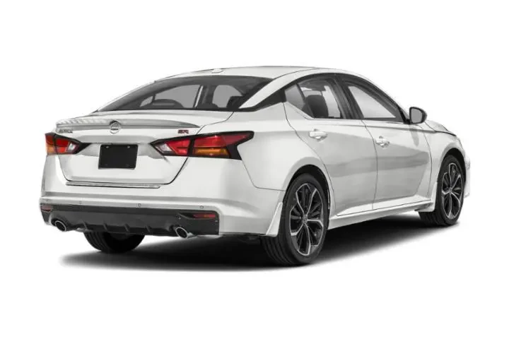 $21997 : Nissan Altima 2024 2.5 SR 4d image 3