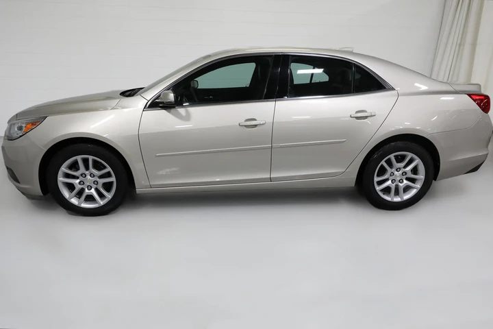 $10997 : Chevrolet Malibu Limited 201 image 1