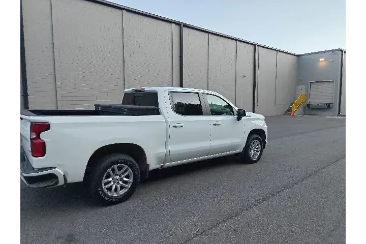 $32493 : Chevrolet Silverado 1500 202 image 3