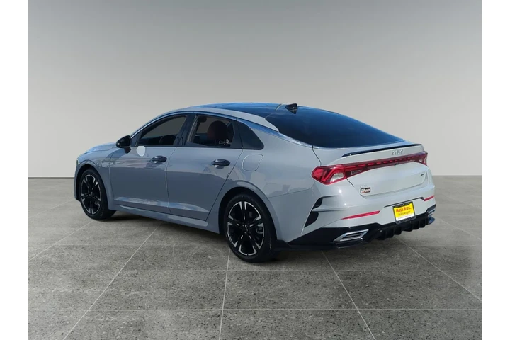 Kia K5 2023 image 3