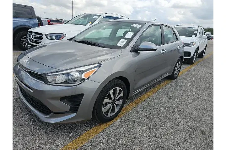 $13473 : Kia Rio 5-Door 2022 S 4dr Wa image 3