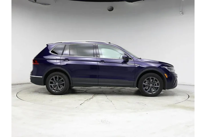 $23998 : Volkswagen Tiguan 2023 SE 4d image 7
