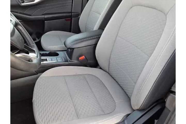 $20162 : Ford Escape 2022 AWD SE 4dr image 3