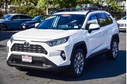 $25945 : Toyota RAV4 2019 XLE Premium thumbnail