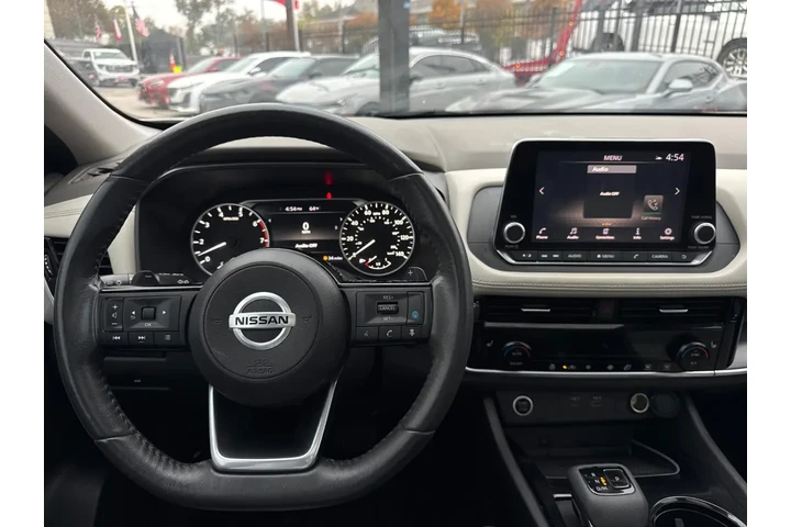 2021 Rogue SV image 8