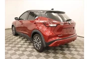 $13564 : Nissan Kicks 2021 SV 4dr Cro thumbnail