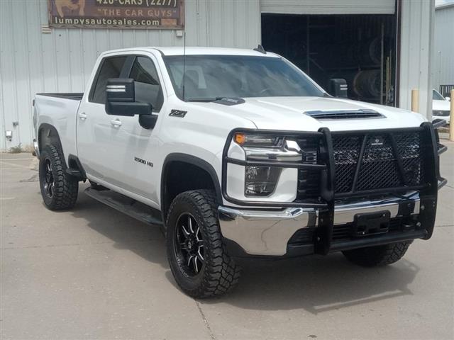 $48998 : 2021 Silverado 2500 image 3