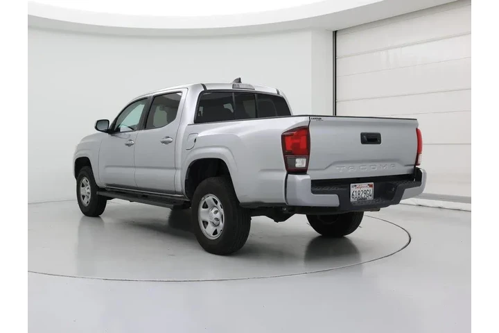 $28998 : Toyota Tacoma 2022 4x2 SR 4d image 2