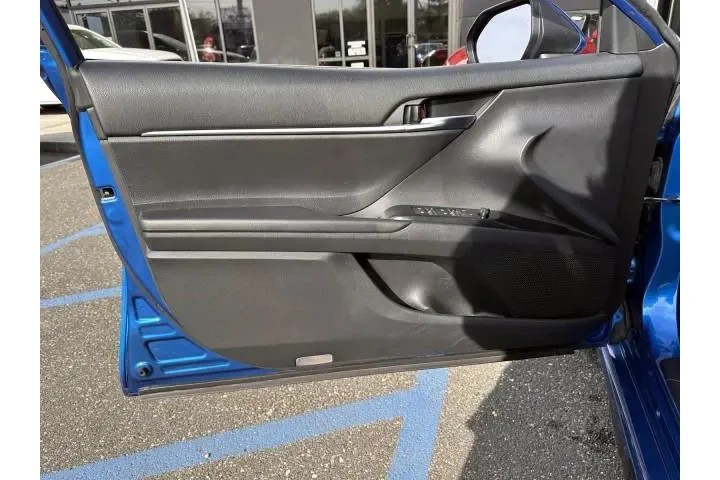 $20999 : Toyota Camry 2019 SE 4dr Sed image 8