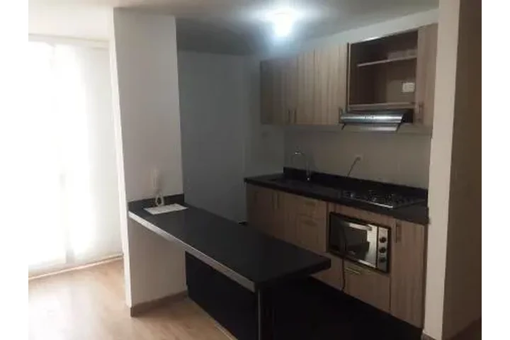 $1990000 : ARRIENDO APARTAMENTO CHAPINERO image 2