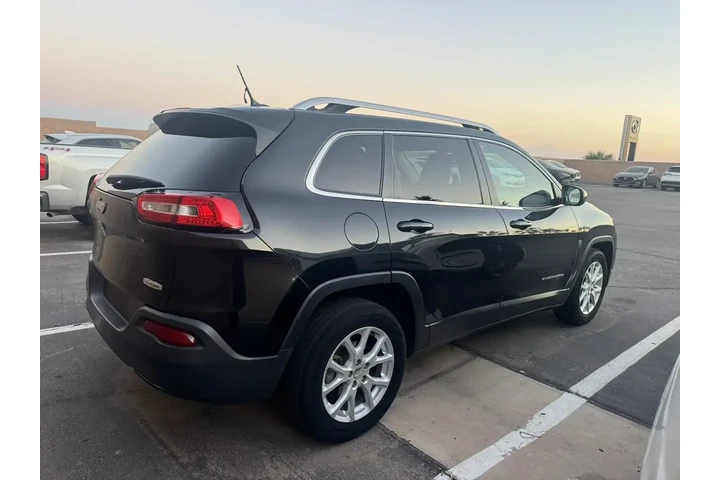 $11392 : Jeep Cherokee 2015 Latitude image 4