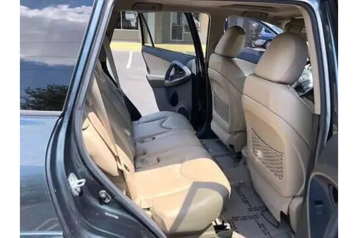 2009 RAV4 Limited image 8