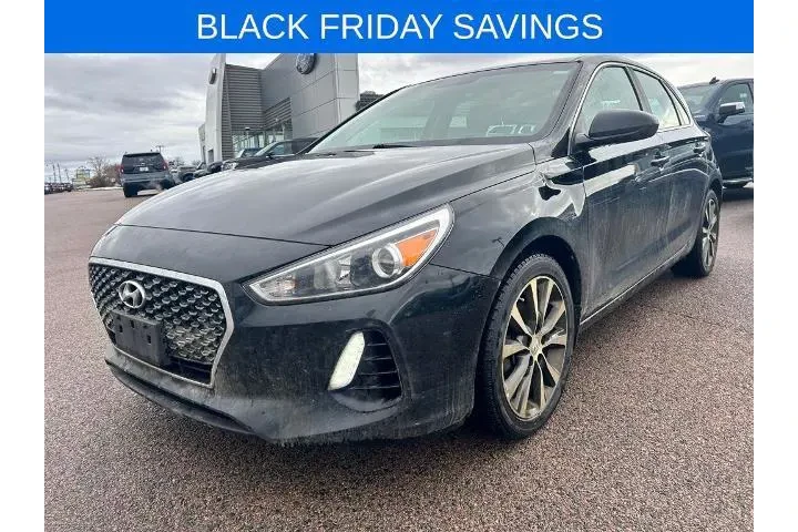 $8387 : Hyundai ELANTRA GT 2018 4dr image 10