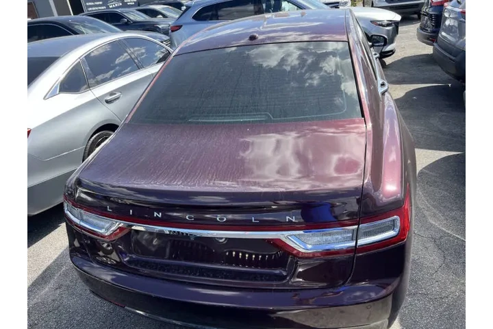 $12450 : 2017 Continental Select image 6