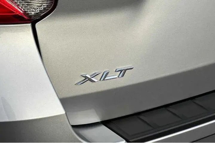 $22247 : Ford Explorer 2020 XLT 4dr S image 9