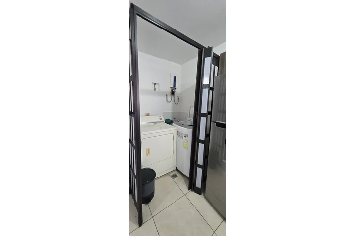 $1 : Apartamento amueblado en Renta image 4