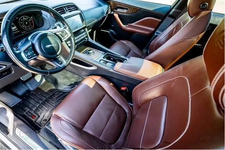 $22924 : Jaguar F-PACE 2019 AWD S 4dr image 8