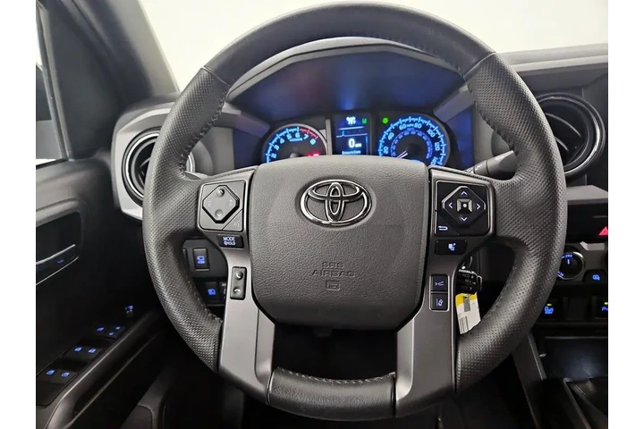 $39998 : Toyota Tacoma 2023 4x4 TRD S image 10