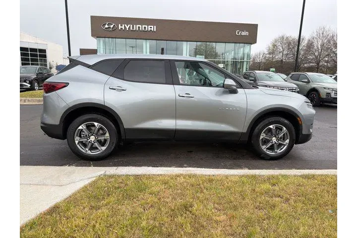 $29989 : Chevrolet Blazer 2025 AWD LT image 7