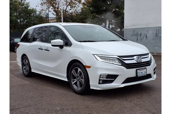 $33650 : Honda Odyssey 2020 Touring 4 image 3