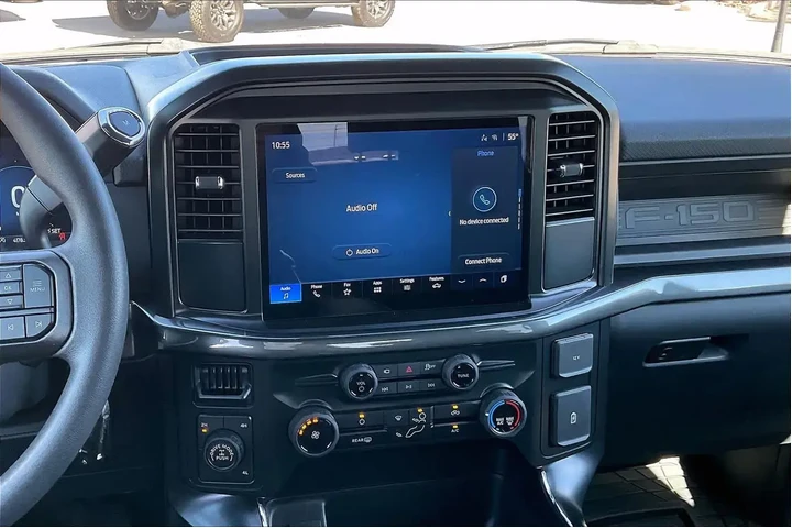 $38318 : Ford F-150 2025 4x4 STX 4dr image 6