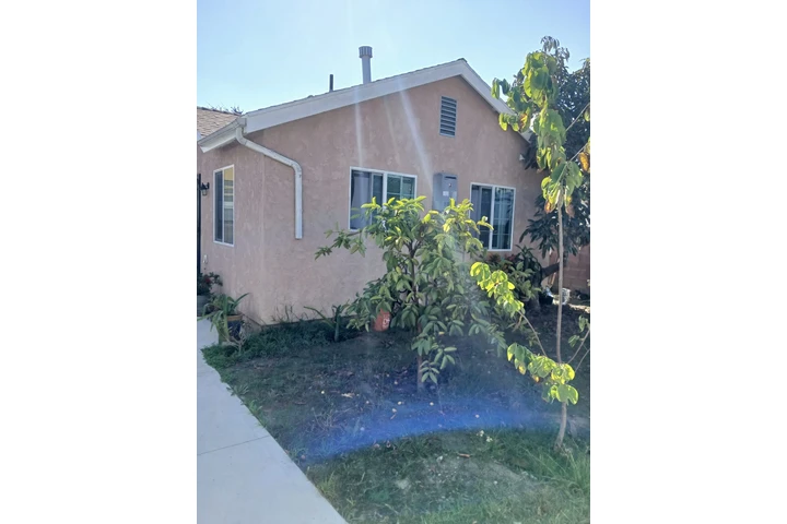 $2300 : Rento Apartamento 2 Recamaras image 5