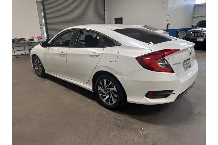 $13529 : Honda Civic 2016 EX 4dr Seda image 5