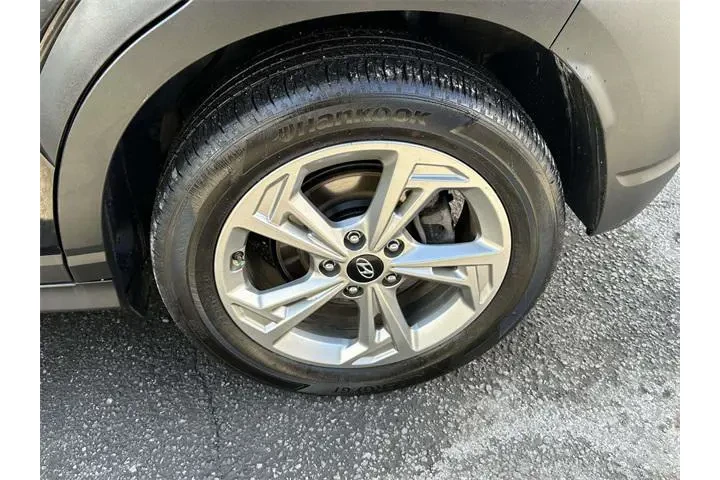 $16446 : Hyundai KONA 2023 AWD SEL 4d image 8