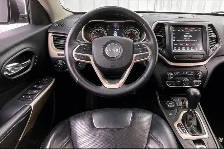 $14490 : Jeep Cherokee 2017 4x4 Limit image 5