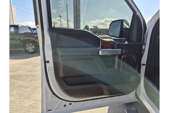 $33982 : Ford F-150 2018 4x4 King Ran image 6