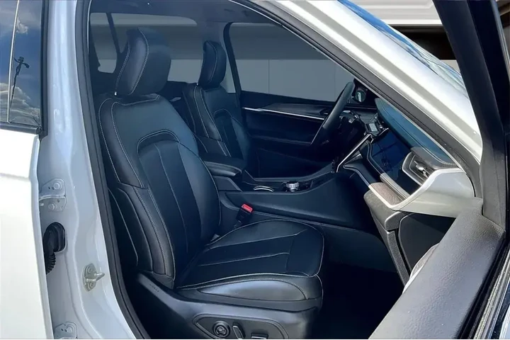 $30888 : Jeep Grand Cherokee 2023 4x4 image 7