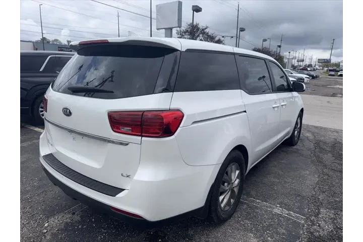 $17558 : Kia Sedona 2021 LX 4dr Mini- image 5