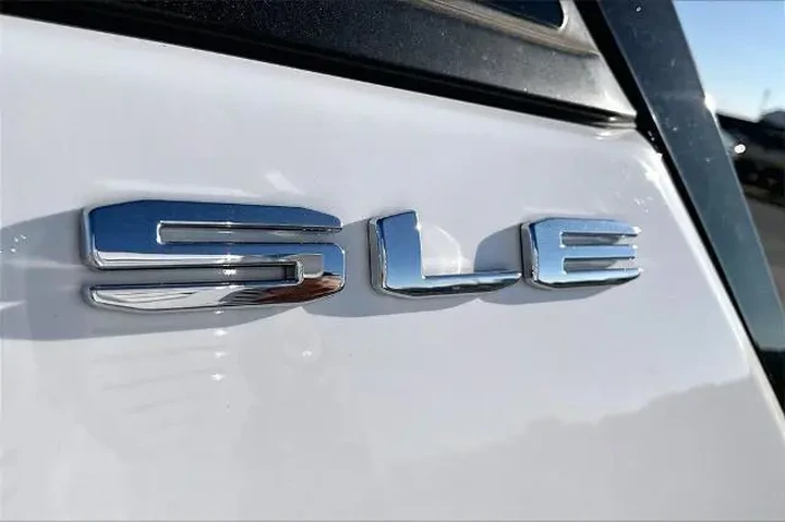 $21746 : GMC Terrain 2024 AWD SLE 4dr image 8