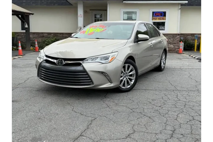 $14900 : 2015 Camry XLE V6 image 2