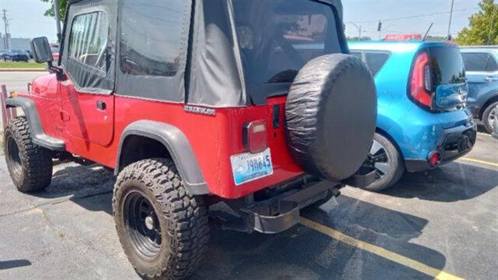 $8500 : 1990 Wrangler S image 9