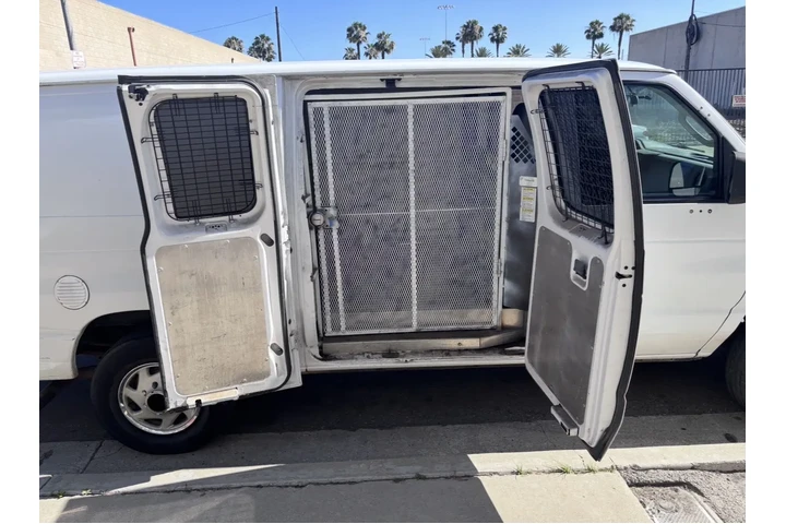 $7777 : 2011 FORD E-350 Extended Cargo image 6