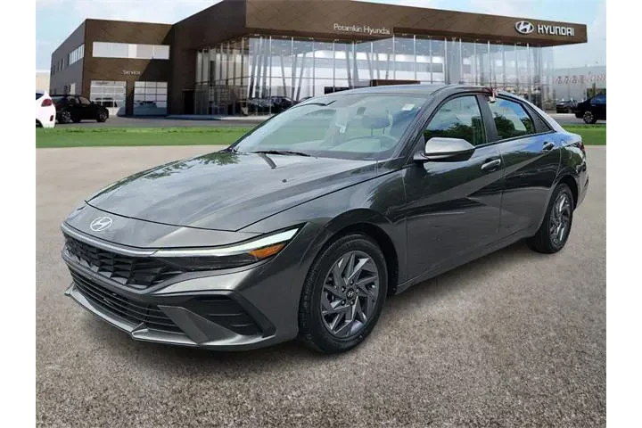 $18471 : Hyundai ELANTRA 2024 SEL 4dr image 1