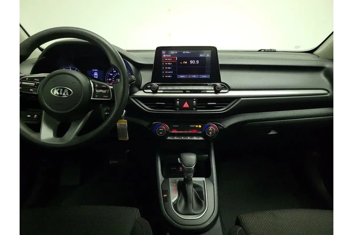 $12998 : Kia Forte 2019 LXS 4dr Sedan image 9