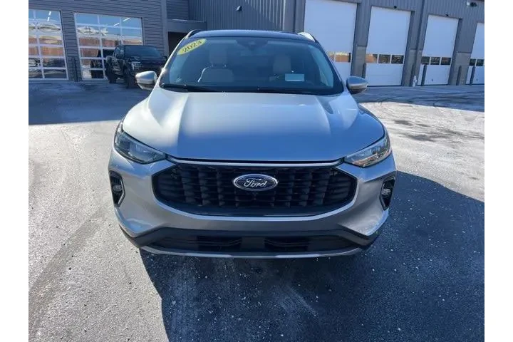 $26895 : Ford Escape Hybrid 2023 AWD image 2