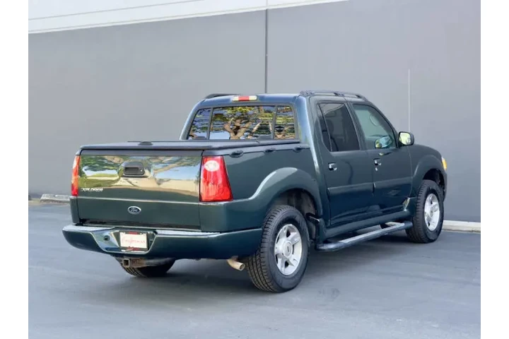 $9940 : 2004 Explorer Sport Trac Adre image 7