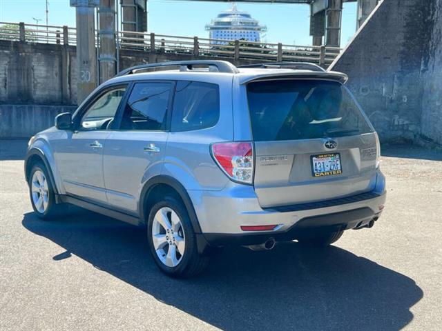 $13888 : 2010 Forester 2.5XT Limited image 4