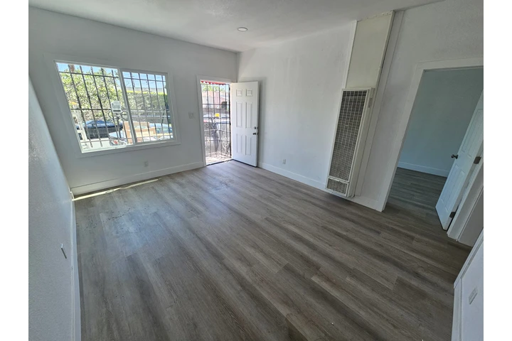 $1800 : Apt 1 recamara de renta image 8
