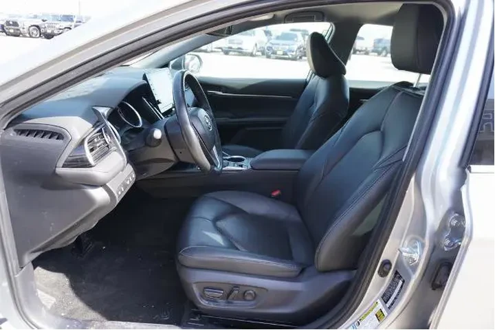 $30988 : Toyota Camry 2024 AWD XLE 4d image 7